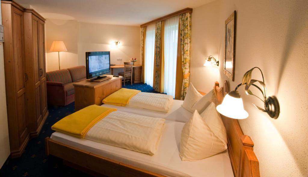 Hotel Hammerwirt - Forellenhof Untertauern Luaran gambar