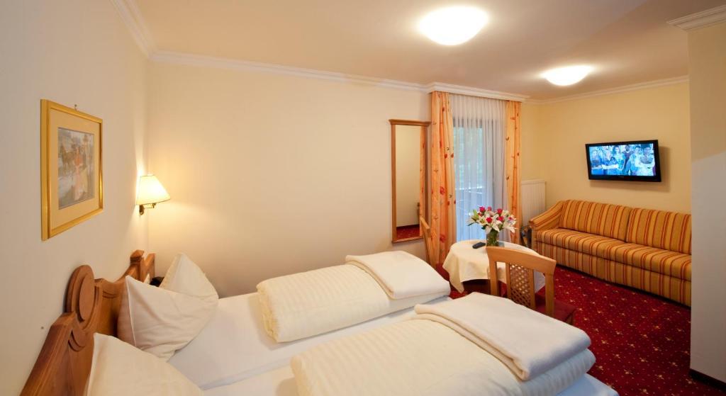 Hotel Hammerwirt - Forellenhof Untertauern Luaran gambar